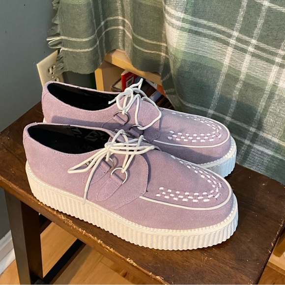 T.U.K. Mondo Sole Viva Creepers in lavender suede with white contrast. W9 M11 - Picture 1 of 10
